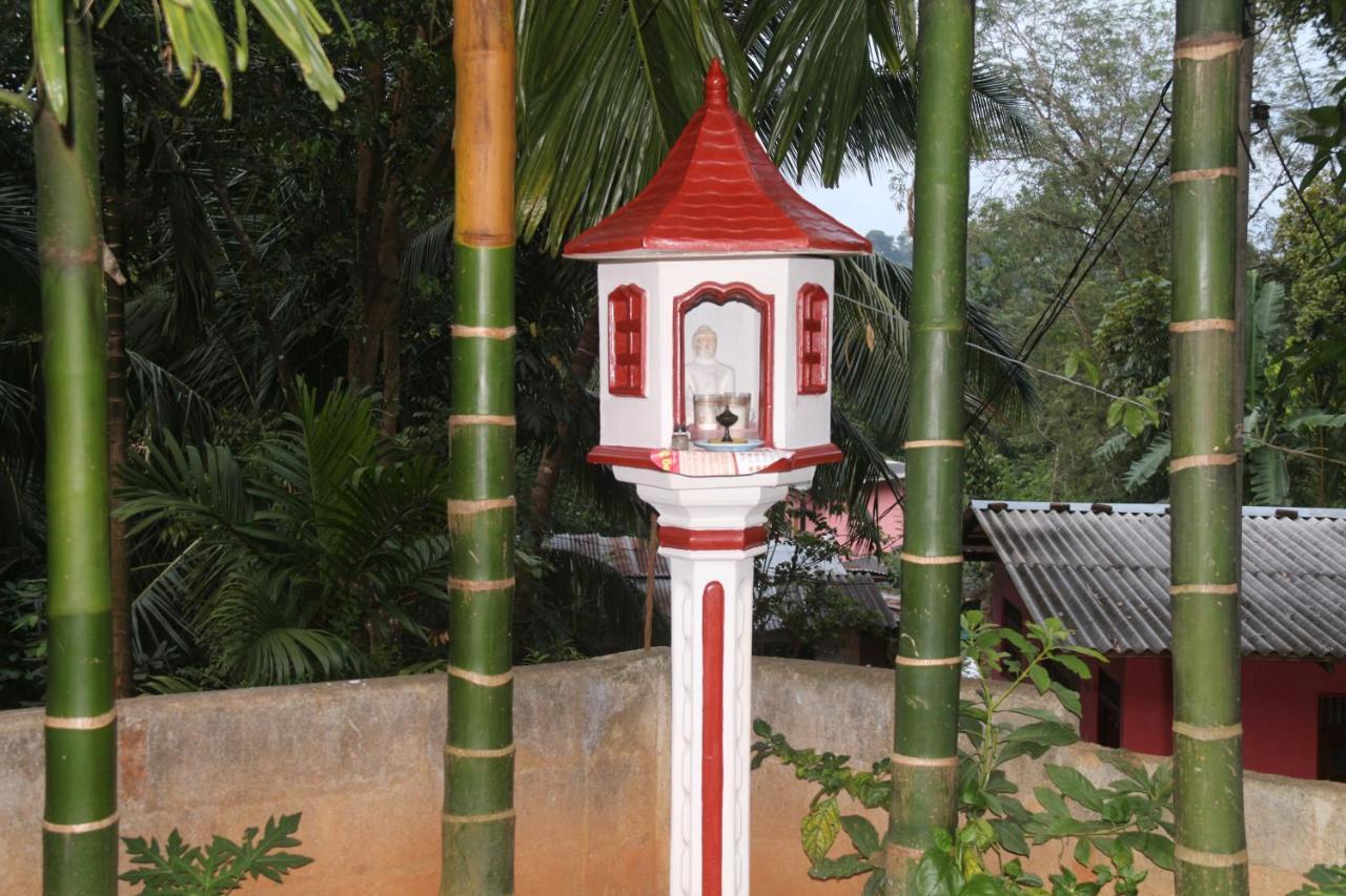 Apple Sara Home Stay Kandy Eksteriør bilde