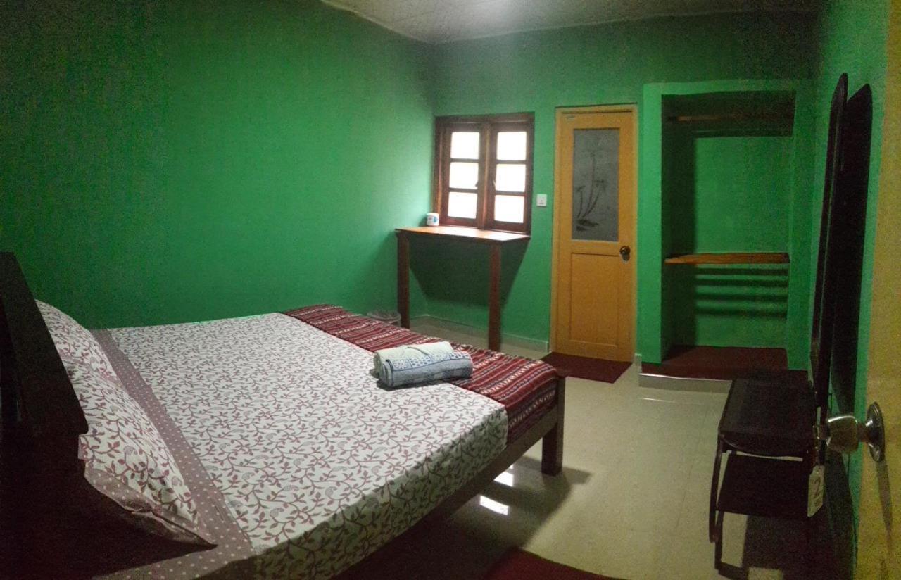 Apple Sara Home Stay Kandy Eksteriør bilde
